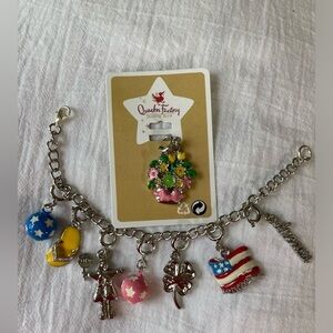 Quacker Factory Charm Bracelet America‎ Flag Spring Ball Flower